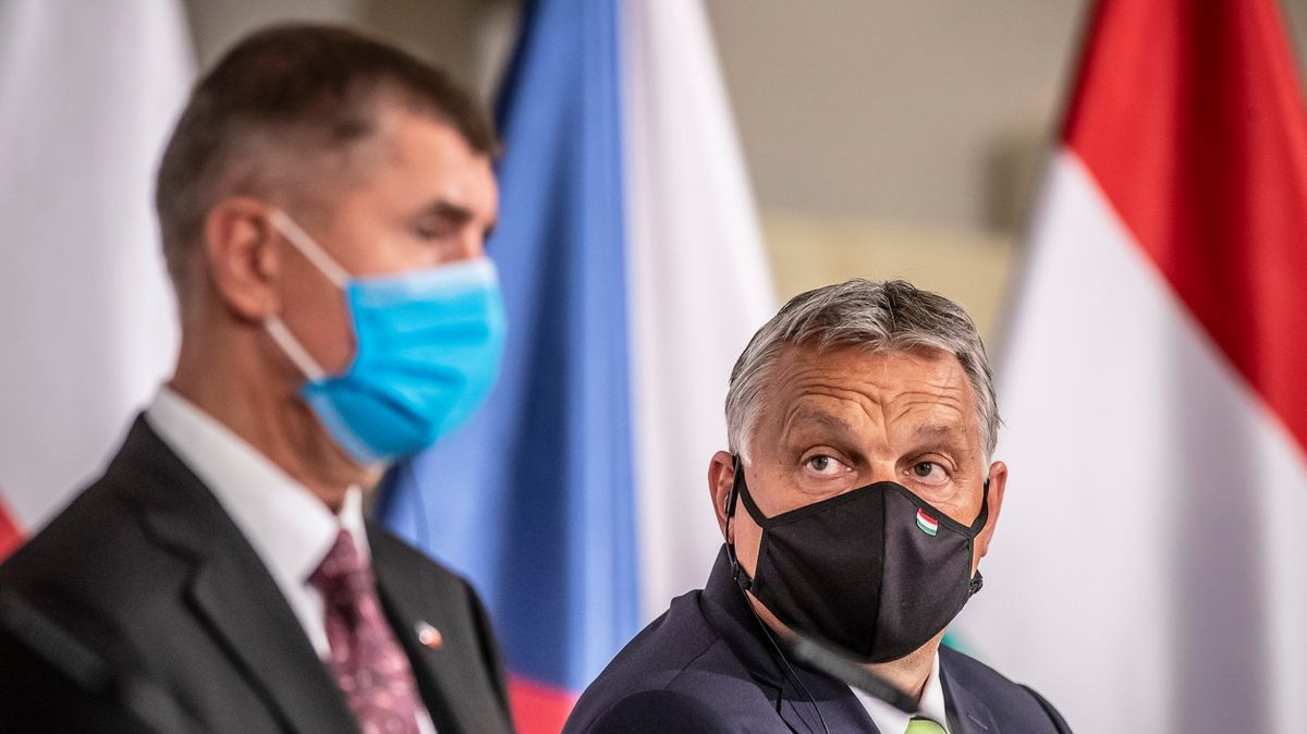 Babiš u Orbána sonduje, co se Sputnikem V. Ani Maďaři se nevyhnuli zmatkům